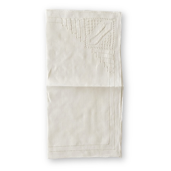 Antique Midcentury Off White Linen J Monogram Embroidered Handkerchief - Picture 3 of 6